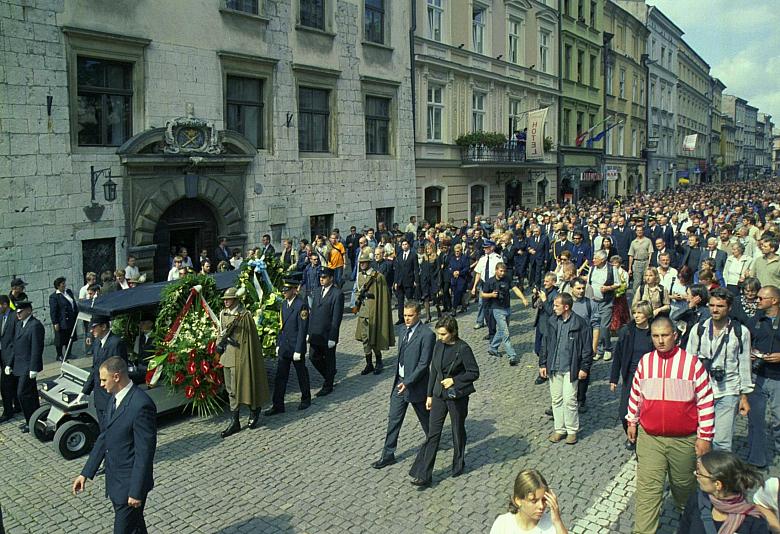 Kondukt żałobny udał się...