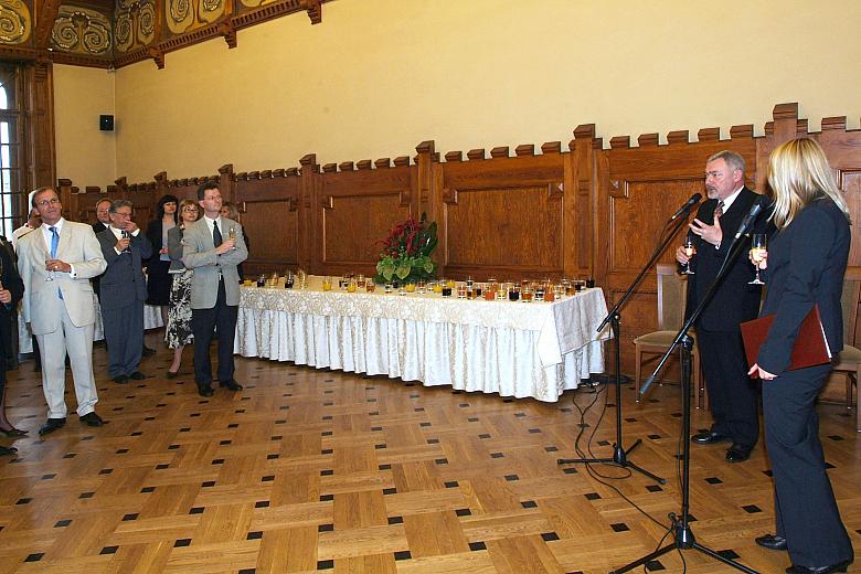 ...gdzie w miłej atmosferze toczono rozmowy o tym, co łączy przyjaciół Krakowa z różnych krajów Europy.