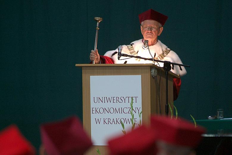 "Hora est!". Nadszedł moment, kiedy prof. dr hab. Ryszard Borowiecki, rektor Uniwersytetu Ekonomicznego w Krakowie ogł