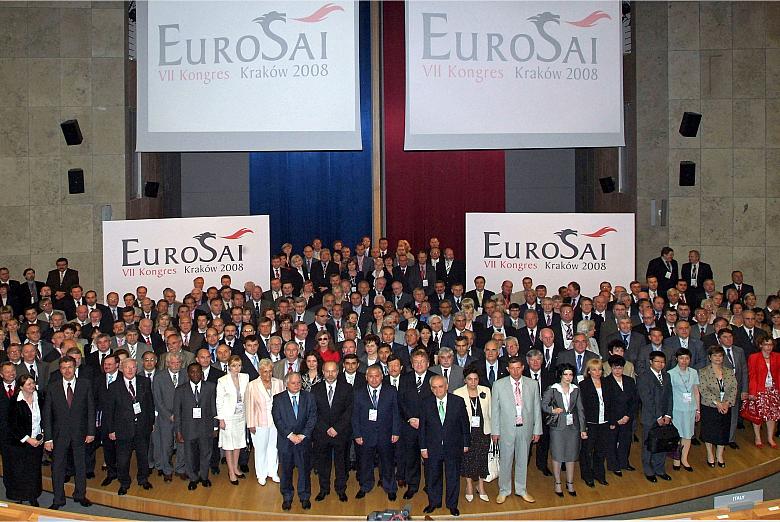 EUROSAI zrzesza najwyższe organy kontroli z 48 państw oraz Europejski Trybunał Obrachunkowy. 
Zadaniem EUROSAI jest wymiana inf