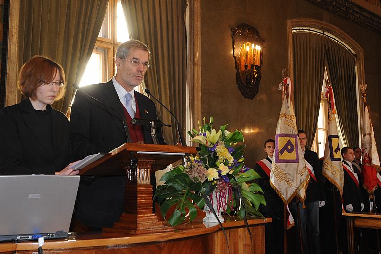 ...oraz Konsul Generalny Republiki Federalnej Niemiec Thomas Glaser.