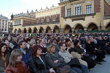 ...oraz turystów odwiedzających miasto.