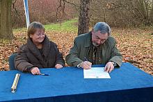 Jacek Majchrowski, Prezydent Miasta Krakowa wraz z Danutą Szymońską, Dyrektor Ośrodka Kultury im. C. K. Norwida w Krakowie, a za