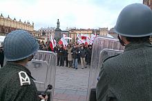 ...przedstawili rzeczywistość grudnia 1981 roku.