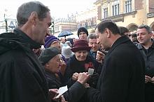 ... ksiądz bp Józef Guzdek...