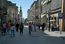 Postępuje remont ulicy Grodzkiej. Od 12 maja otwarty jest odcinek pomiędzy placem Wszystkich Świętych, 
a ulicą Poselską. 