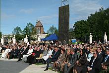 ... "który znalazł środki, żeby zrealizować marzenia" - jak stwierdził kardynał Stanisław Dziwisz. 