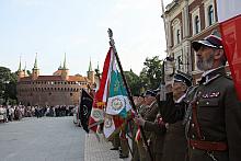 ...których uczestnicy uroczystości wysłuchali w skupieniu.